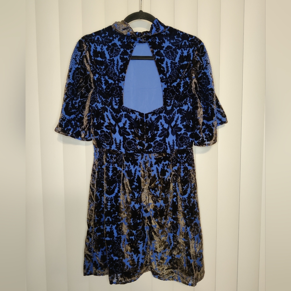 NWT! Anthropologie Royal Blue and Black Velvet Dress - Picture 2 of 3